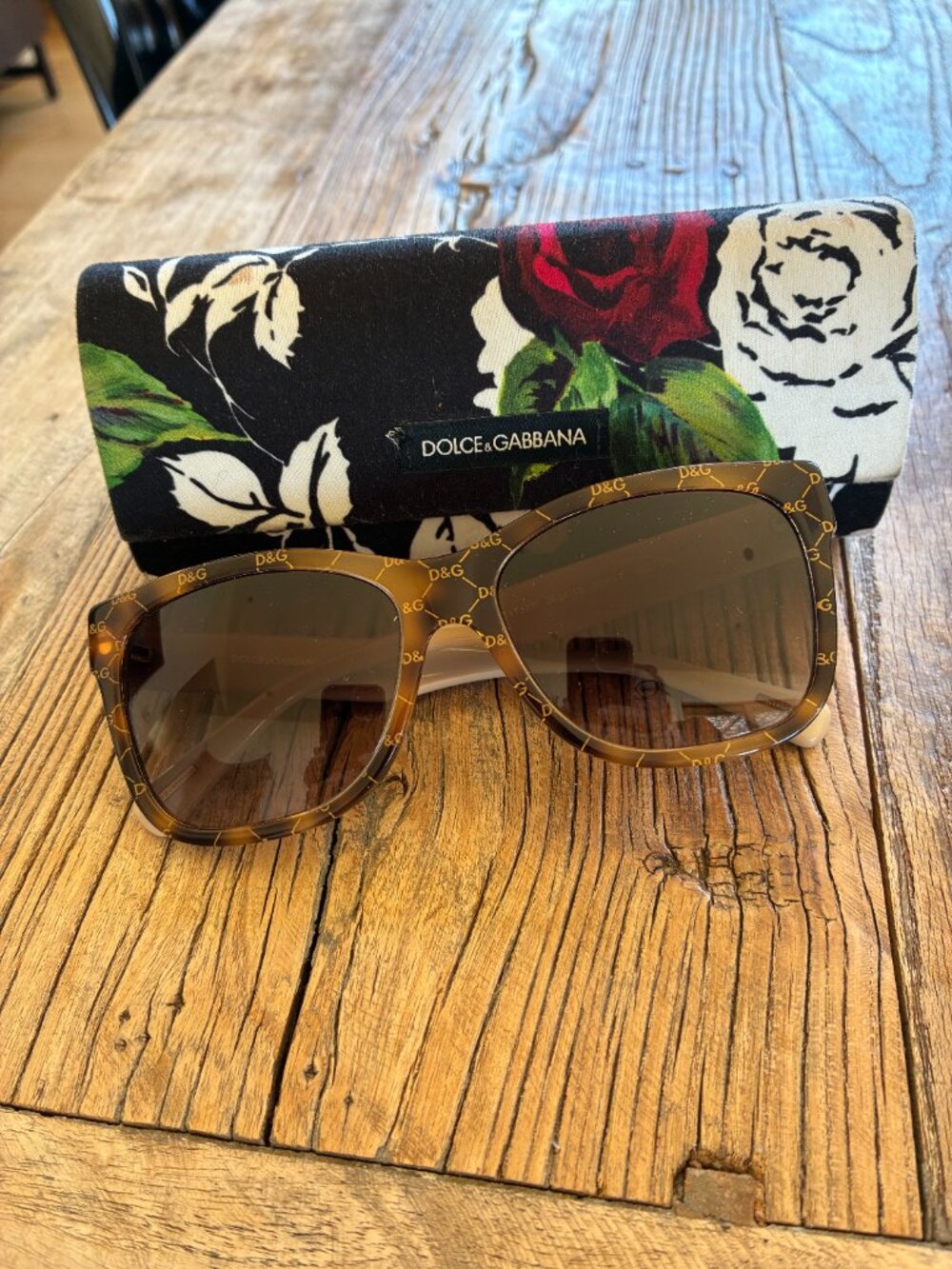 Authentic DOLCE & GABBANA Sunglasses DG4158P with case